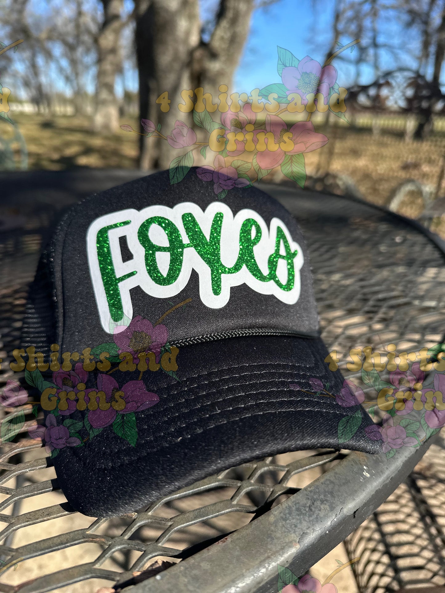 Glitter Spirit Cap - Foxes