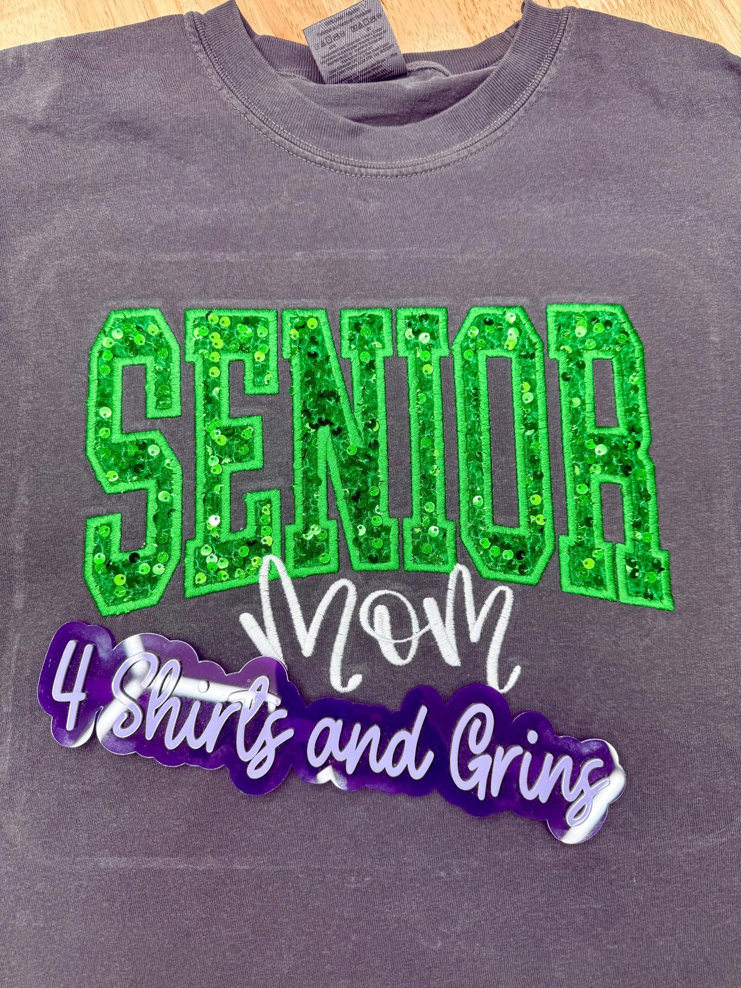 Senior Mom Sequin Embroidered Sweatshirt | Custom School Color Mom Shirt | Sequin Applique Senior Mom Tee | Senior Year Sweatshirt